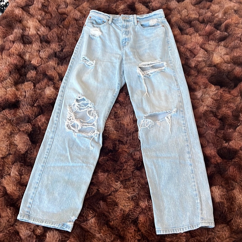 Straight leg light wash Daze Denim jean